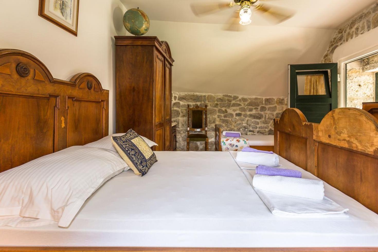 Mini Stone House Villa Omiš Eksteriør billede
